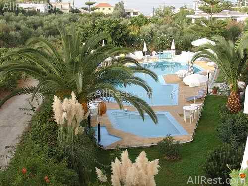 Alexandros Studios & Apartments 11